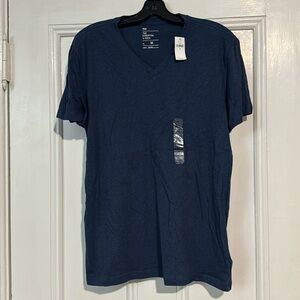 NWT Gap SS V-neck Tees